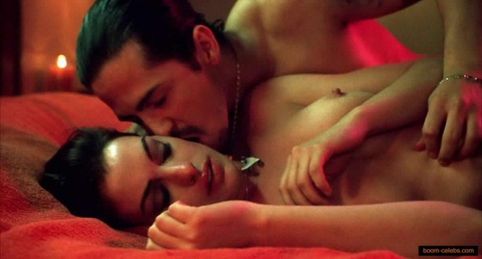 Anne Hathaway Sex Scenes 63