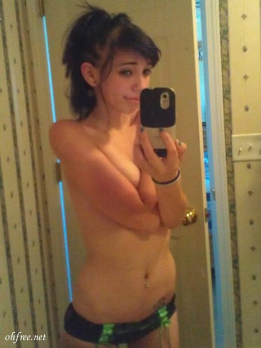 Carly Rae jepsen Leaked Naked Photos