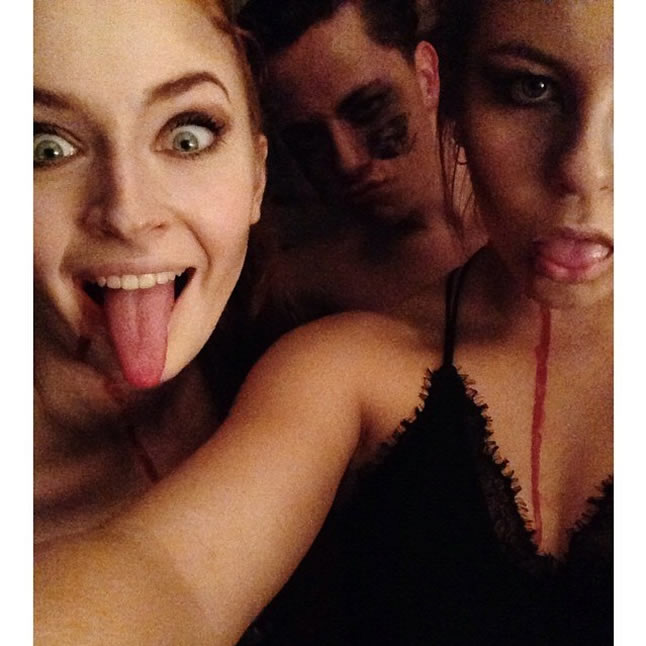 Sophie Turner Selfie
