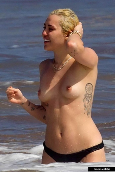 Miley Cyrus nipples