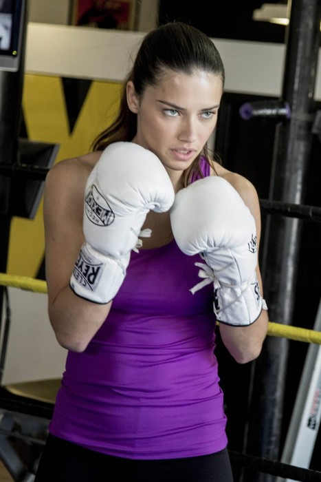 Adriana Lima boxing
