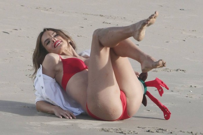 Alessandra Ambrosio in red bikini sweet pussy