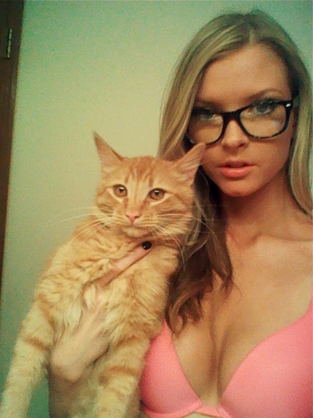 Erin Cummins and cat