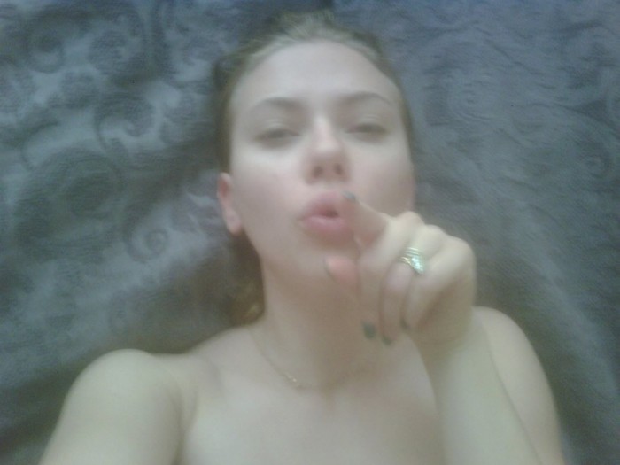 Scarlett Johansson Naked Leaked Photos