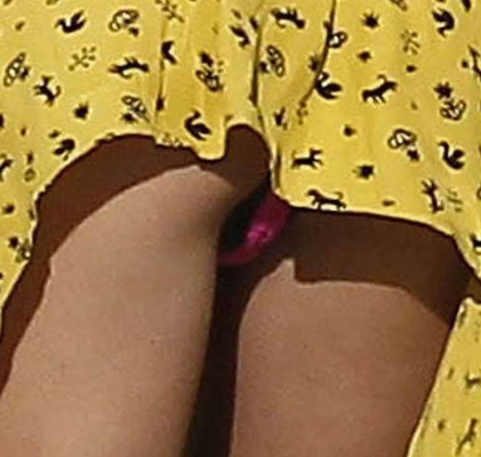 Selena Gomez Panty Upskirt pictures