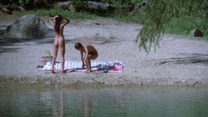 1990-jennifer-connelly-nude