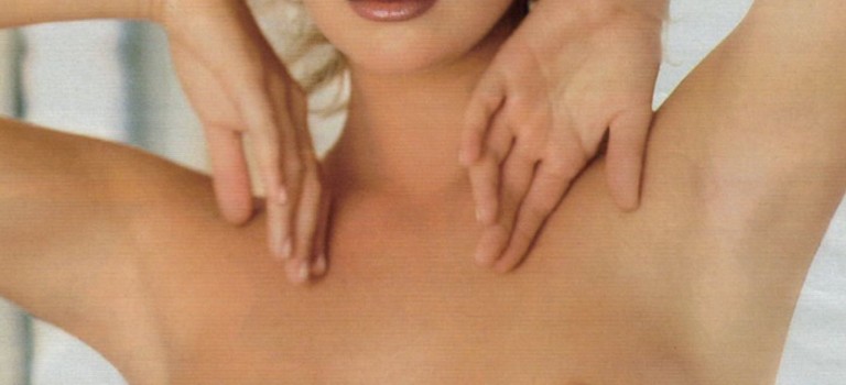 Charlize Theron Nude (14 Photos)