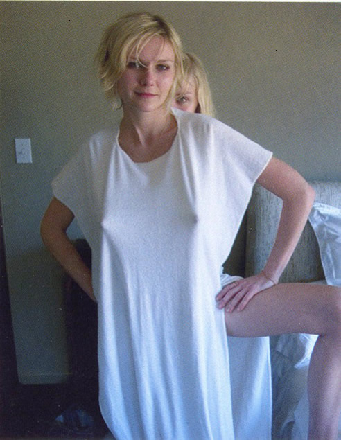 kirsten-dunst-hard-nipples