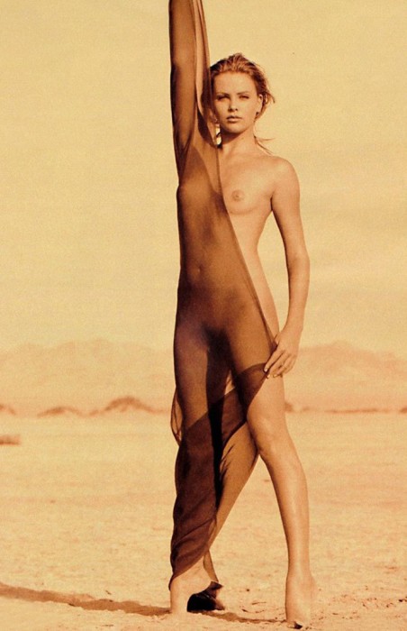 Sexy Charlize Theron Nude Photo