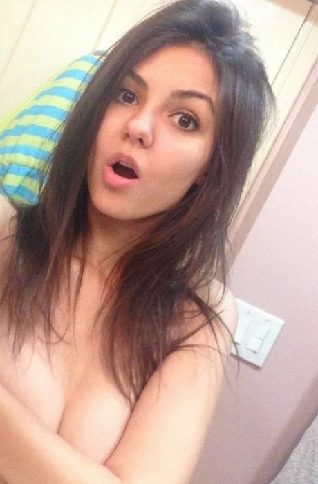 victoria-justice-nude-leaked-photos