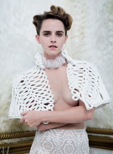 Emma Watson Vanity Fair Photoshoot 2017 Tits Nip Slip Cleavage