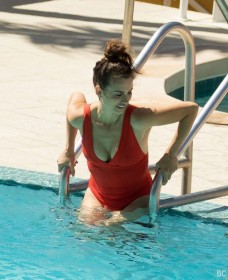 Sexy Penelope Cruz in swimsuit