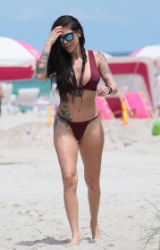 Cami Li in bikini photo