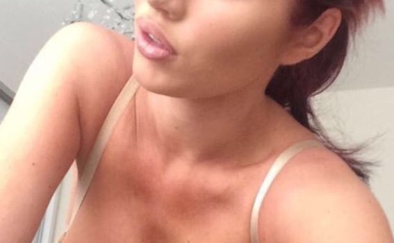 Amy Childs Leaked (4 Photos)
