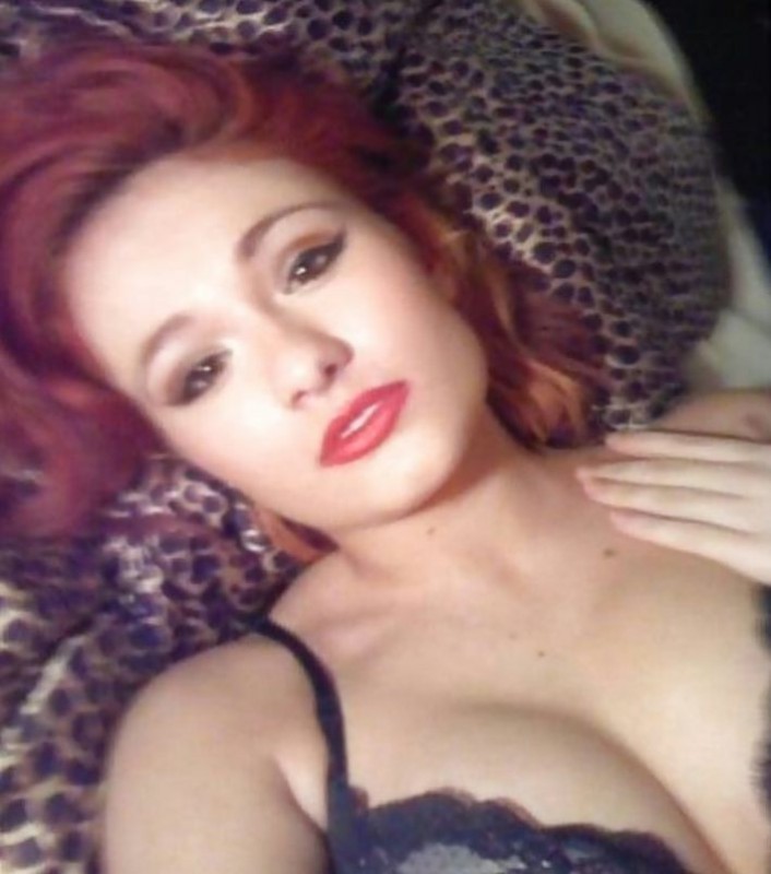 Scarlett Bordeaux Private Photo