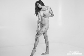 Sexy Robyn Lawley Nude