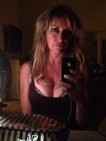 Carrie Michalka leaked selfie